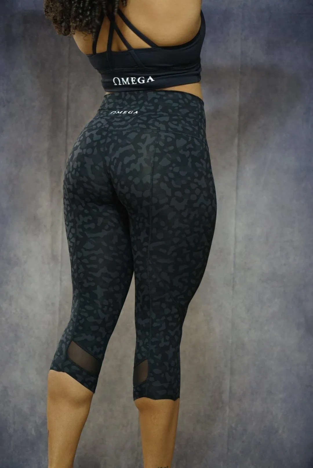 Breathless Leopard Capri Leggings