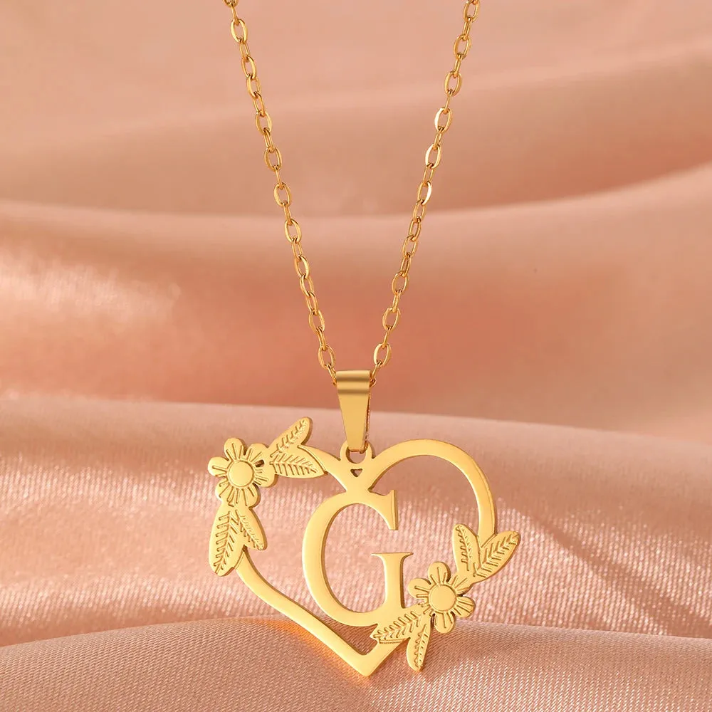 Stainless Steel Bracelets A-Z 26 Letter Hollow Heart Pendant Collar Chain Fashion Chic Bracelet For Women Jewelry Banquet Gifts