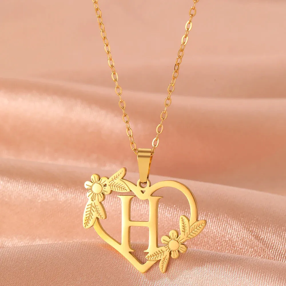 Stainless Steel Bracelets A-Z 26 Letter Hollow Heart Pendant Collar Chain Fashion Chic Bracelet For Women Jewelry Banquet Gifts