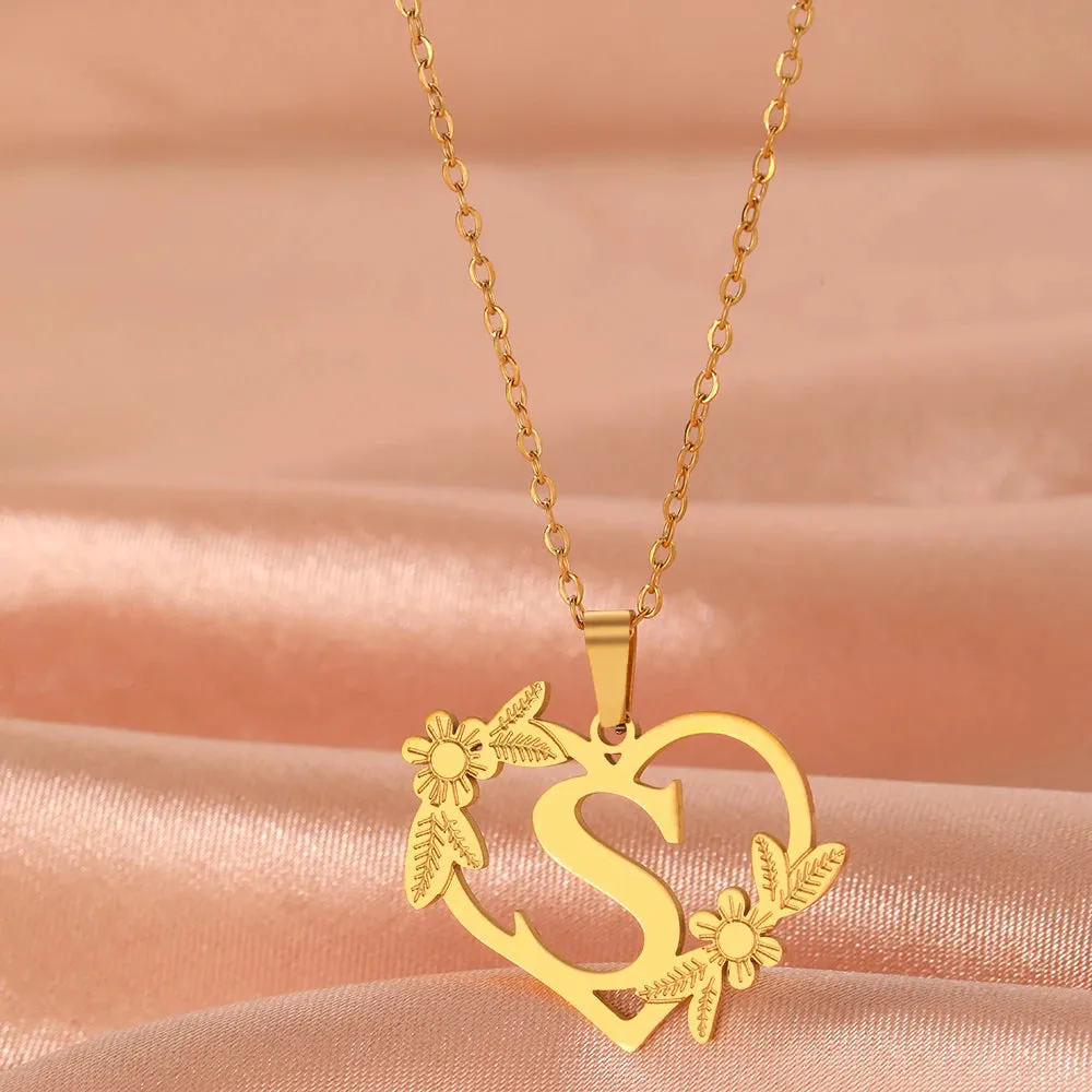 Stainless Steel Bracelets A-Z 26 Letter Hollow Heart Pendant Collar Chain Fashion Chic Bracelet For Women Jewelry Banquet Gifts