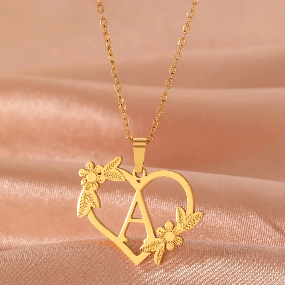 Stainless Steel Bracelets A-Z 26 Letter Hollow Heart Pendant Collar Chain Fashion Chic Bracelet For Women Jewelry Banquet Gifts