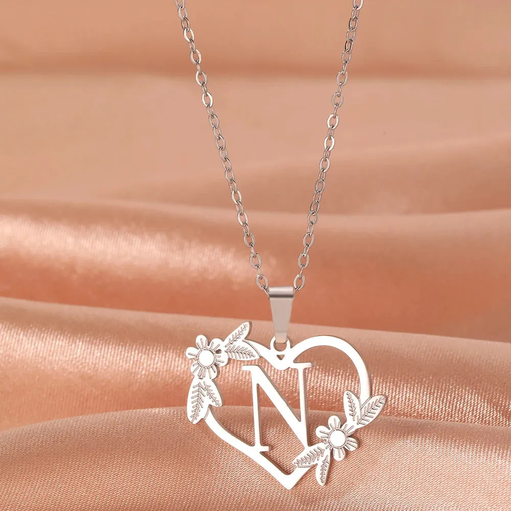 Stainless Steel Bracelets A-Z 26 Letter Hollow Heart Pendant Collar Chain Fashion Chic Bracelet For Women Jewelry Banquet Gifts