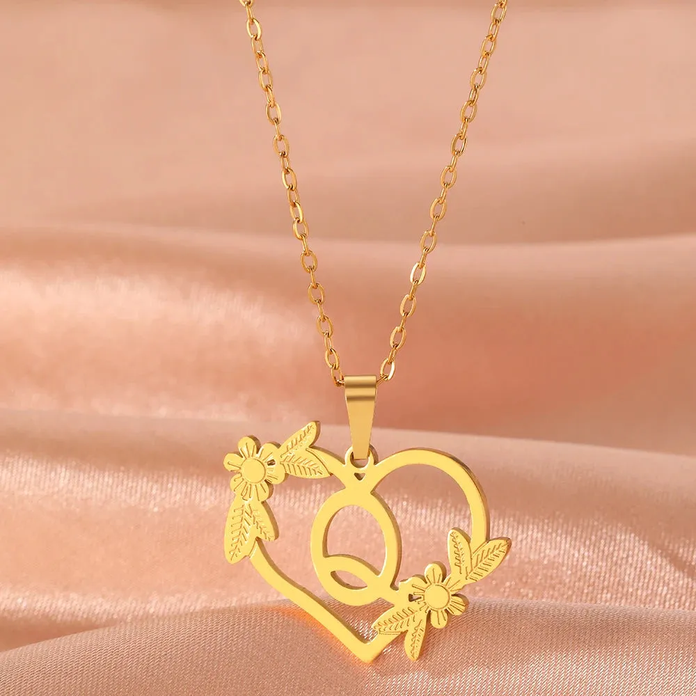 Stainless Steel Bracelets A-Z 26 Letter Hollow Heart Pendant Collar Chain Fashion Chic Bracelet For Women Jewelry Banquet Gifts