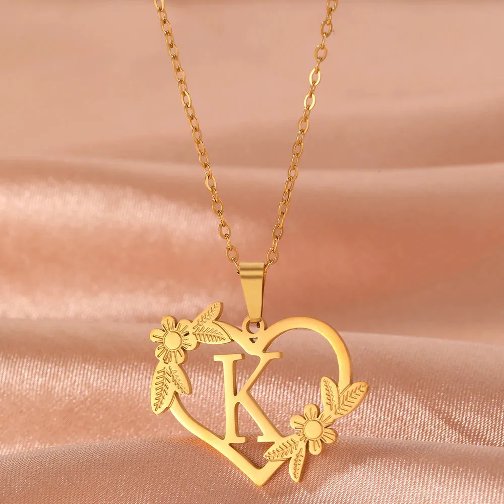 Stainless Steel Bracelets A-Z 26 Letter Hollow Heart Pendant Collar Chain Fashion Chic Bracelet For Women Jewelry Banquet Gifts