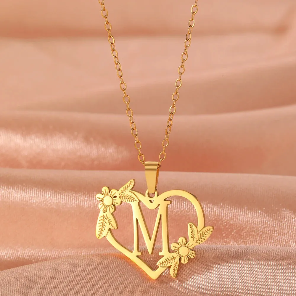 Stainless Steel Bracelets A-Z 26 Letter Hollow Heart Pendant Collar Chain Fashion Chic Bracelet For Women Jewelry Banquet Gifts